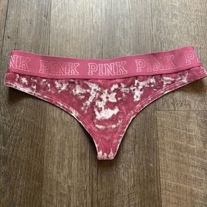 NWOT VS PINK thong